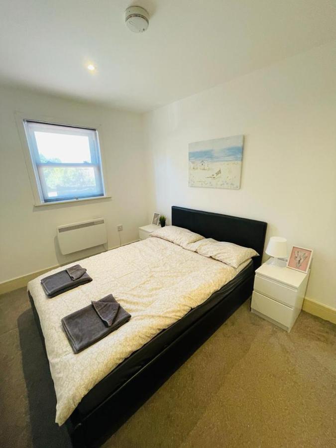 Lovely 2 Bedroom Serviced Apartment In Londres Exterior foto