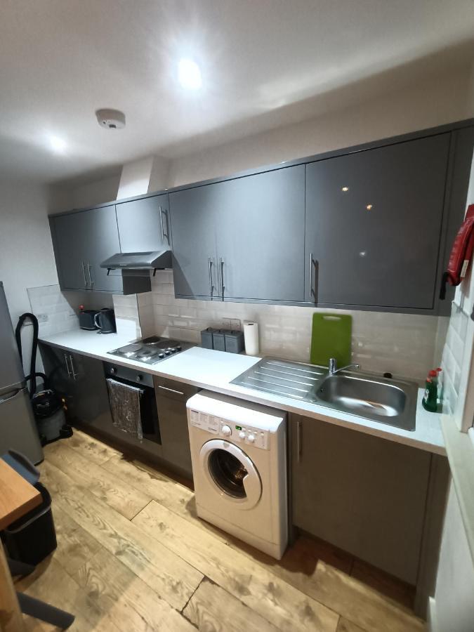 Lovely 2 Bedroom Serviced Apartment In Londres Exterior foto