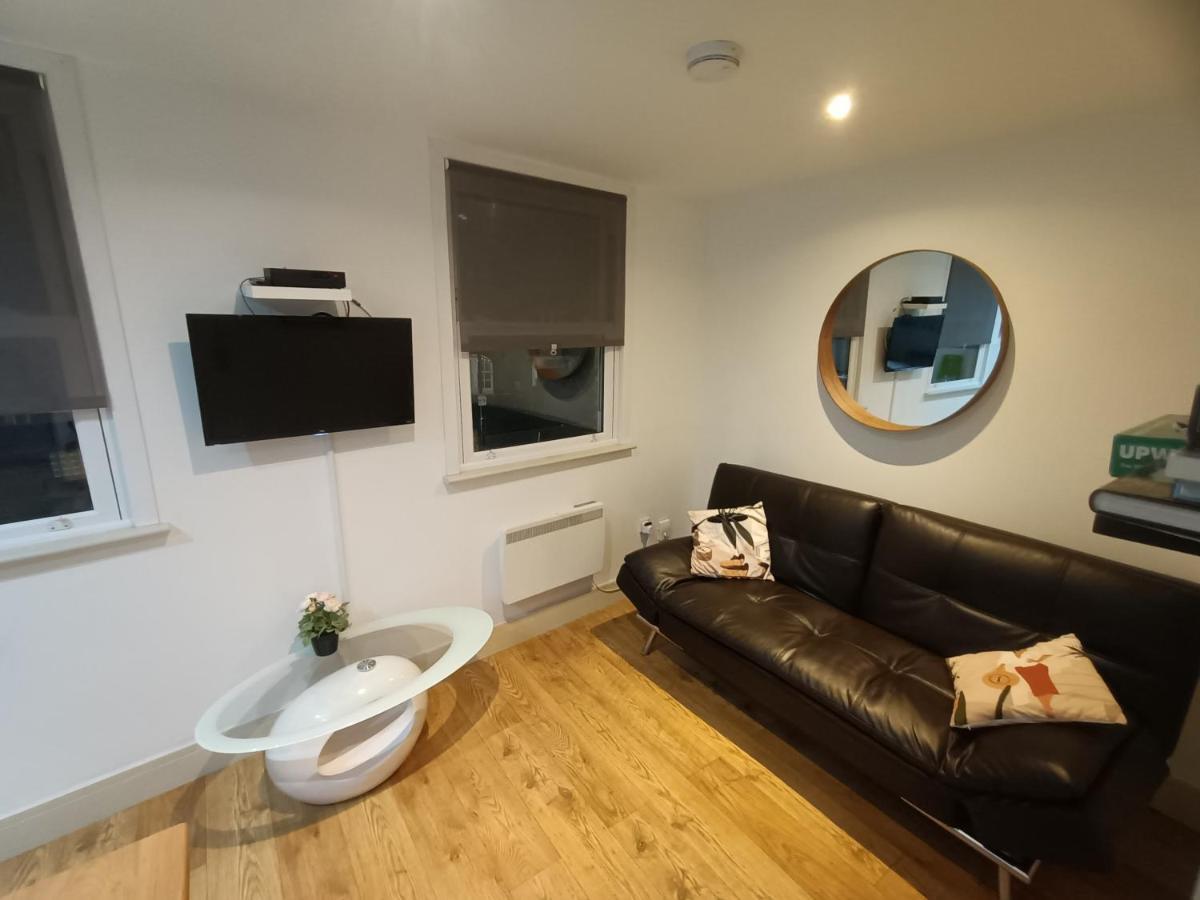 Lovely 2 Bedroom Serviced Apartment In Londres Exterior foto